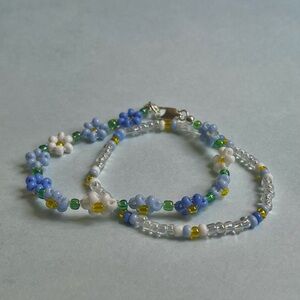 Floral Beaded Bracelet Set